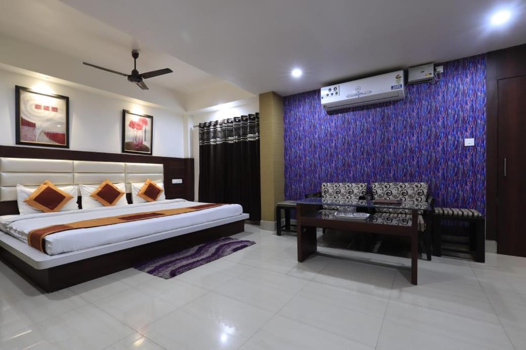 Hotel Rashmi Guwahati Exterior foto
